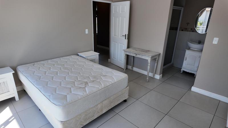 4 Bedroom Property for Sale in Die Bult Western Cape